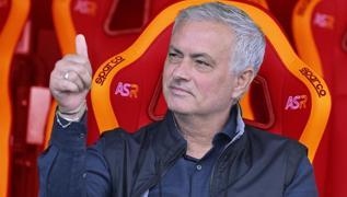 Ve yeni teknik direktör 61 yaşında Jose Mourinho! Hayırlı uğurlu olsun...