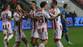 Samsunspor, Çaykur Rizespor'u 3 golle geçti
