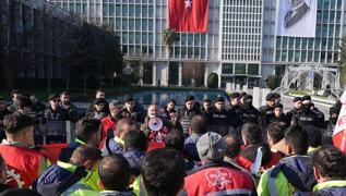 ilerden CHP'li BB ynetimine protesto: Bizden aldklarnz geri verin