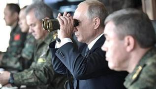 Dou Avrupa'da gerilim trmanyor... Putin 150 bin kiiyi askere ard