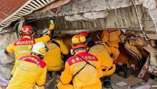 Tayvan'daki 7.4'lk deprem 10 can ald