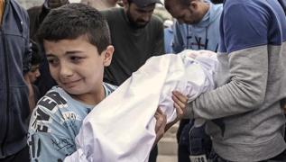srail Gazze'de 2'si ocuk 4 kiiyi katletti