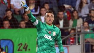 Muslera yeni hedefini belirledi: Blent Korkmaz' gemek