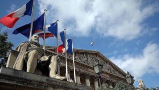 Fransa erken seime gidiyor! Anayasa mahkemesine bavurdular