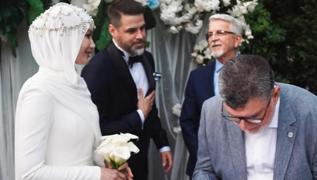 Gamze zelik ile ei Reshad Strik balay yerine Tanzanya'ya yardma gitti