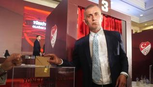 Adana Demirspor Hacosmanolu'nu tebrik etti