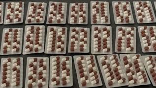 Yardm etmek isterken 'lmcl dozda' metamfetamin ieren ekerler dattlar!