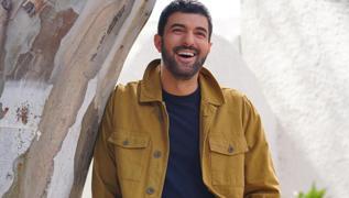 Engin Akyrek'ten evlilik sorularna cevap: Annem de cevab merak ediyor
