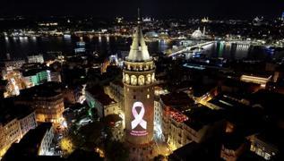 Galata Kulesi meme kanserine dikkati ekmek iin pembeye brnd