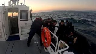 Trk kara sularna geri itilen 18 dzensiz gmen kurtarld