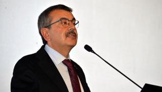 Bakan Tekin: mamolu'nun okuduunu anlama problemi var