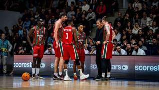 Kar��yaka'da oyuncular�n �demesi yap�ld�