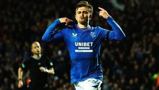 Sa�a Zubkov sola Y�lmaz