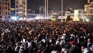 stanbul'da yeni yl cokuyla karland