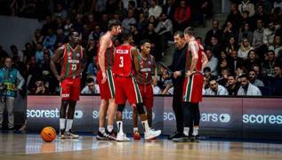 Kar��yaka Basketbol'da da��lma s�reci: Ufuk Sar�ca da ayr�ld�