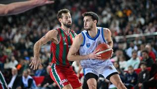 T�rk Telekom 22 say� farkla kazand�