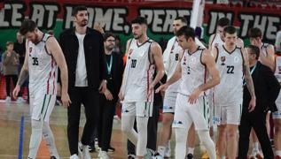 Kar��yaka'da k�t� gidi�at devam ediyor, �st �ste 5. yenilgi