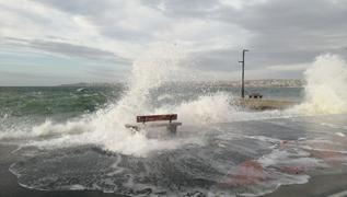 Ege kylarna tsunami uyars!