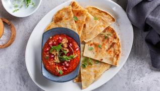 Zuhal Topal'la Yemekteyiz muhammara tarifi! Muhammara nasl yaplr?