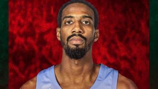 Kar��yaka, Austin Hollins'i a��klad�