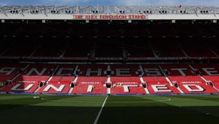 Manchester United'a 100 bin kiilik yeni stat