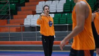 Kar��yaka'da Ahmet �ak� d�nemi