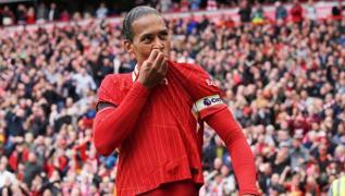 Premier Lig'de Liverpool ampiyo...