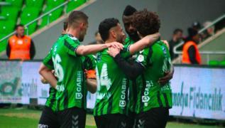 Sakaryaspor evinde Emre Demir ile kazand