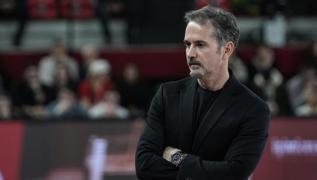 Kar��yaka'ya Ahmet �ak� dokunu�u