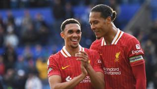 Liverpool ampiyonluunu ilan etmeye 1 adm daha yaklat