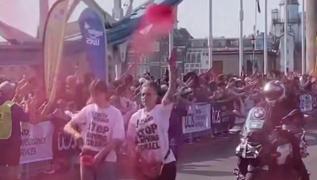 ngiltere'nin srail'e desteine maratonda boyal protesto