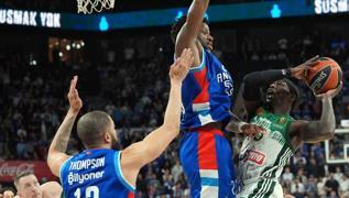 Anadolu Efes seriyi OAKA'ya tama peinde