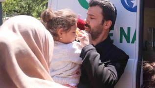 ehit babasna veda... Tm Trkiye'yi duygulandrd: 4 yandaki kzndan yrek burkan an