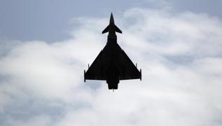 ngiltere iaret fieini akt... Eurofighter'lar resmen geliyor