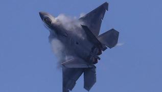 Hibir lkeye satlmayan F-22'lerde srpriz deiiklik! lk kez grntlendi