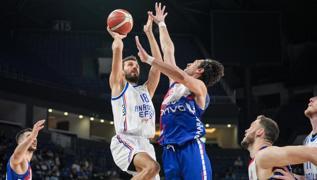 Anadolu Efes, Onvo Bykekmece'yi devirdi