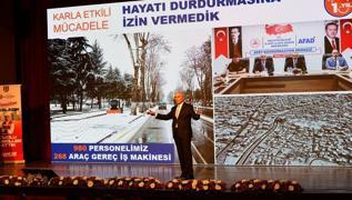Bir yllk deerlendirme toplants yapan Bakan Er: Gelecein umudunu ina etmek iin alyoruz