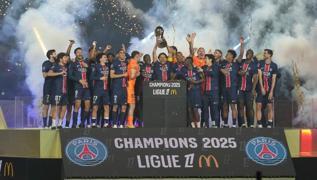 Paris Saint-Germain, ligin son haftasnda 3 golle kazand