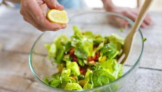 Salataya limon mu sirke mi? En salkl olan