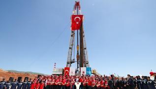 Diyarbakr'da petrol sevinci... 41 milyon varillik yeni keif