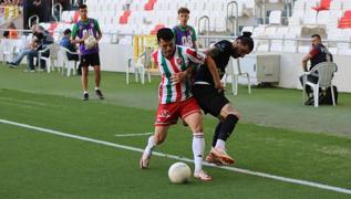 Evinde yenilen Karyaka play-off'a veda etti