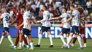 Sezonun ilk krmz kart! Fenerbahe 10 kii kald