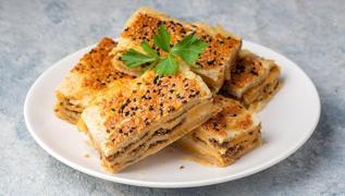 Kahvaltlk tavada hazr yufkal brek tarifi! ay demlenmeden sofraya hazr