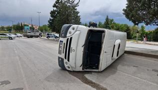 Karaman'da okul servisi kamyonetle arpt: 7 yaral