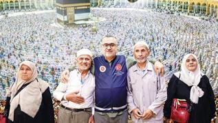 25 yl sonra Mekke'de bar! Ks komular hacda kucaklat