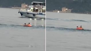 Saryer'de 2 ocuk ime botla denize ald! Yrekleri aza getiren anlar kamerada