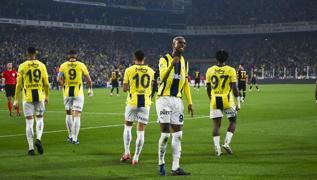 Aman Mourinho grmesin! Fenerbahe'nin yldz futbola veda etti, rapi oldu
