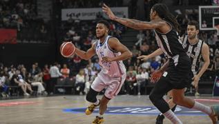 Anadolu Efes, Beikta karsnda seride ne geti!