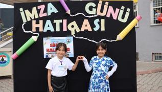Bu kitabn 100 yazar 100 de izeri var!