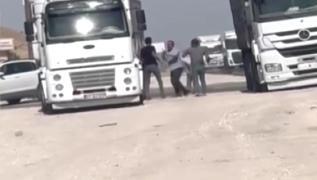 ofrlerin ayakkabl yol verme kavgas! O anlar cep telefonu kamerasna yansd